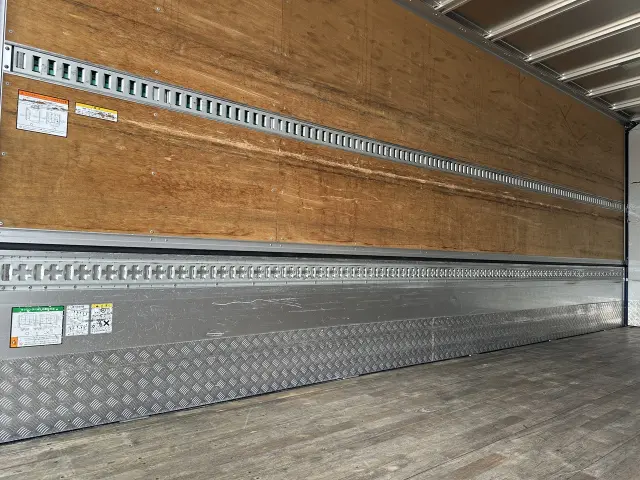 いすゞ フォワード 2RG-FRR90T2の写真14