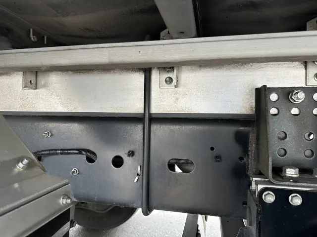 いすゞ フォワード 2RG-FRR90T2の写真30