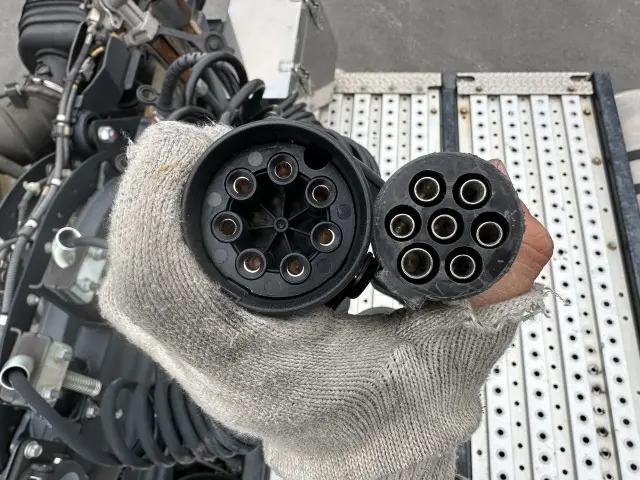 日野 プロフィア 2DG-SH1EDGGの写真16