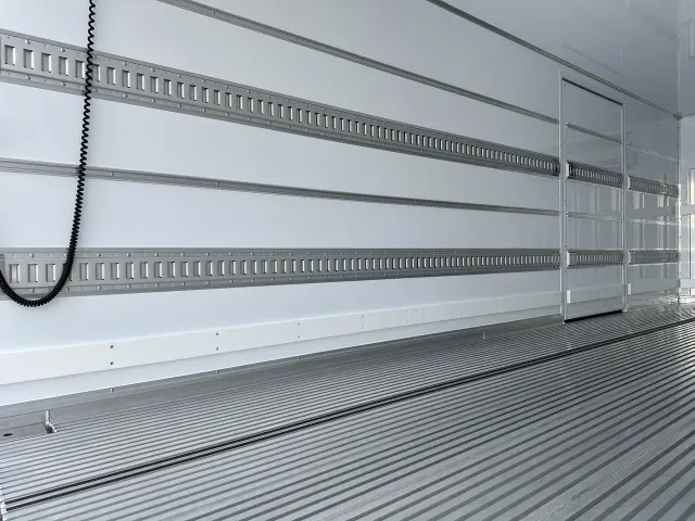 三菱 ファイター 2KG-FK65Fの写真14