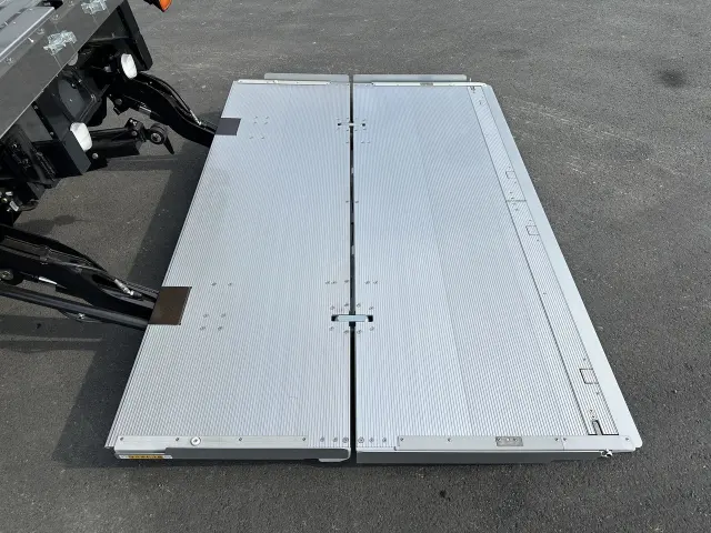 三菱 ファイター 2KG-FK65Fの写真32