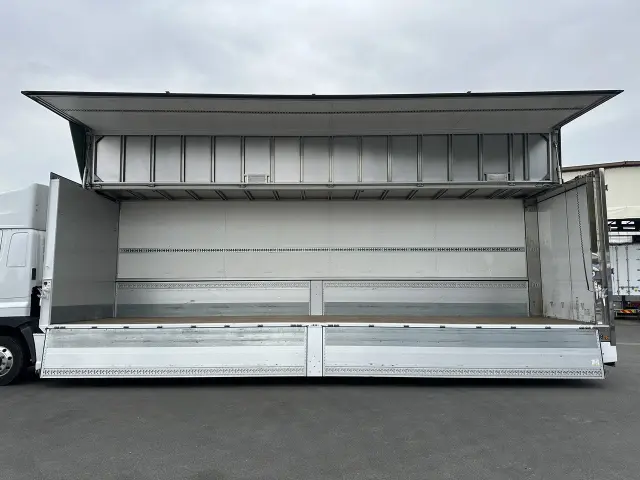 日野 プロフィア 2DG-FW1EHGの写真5