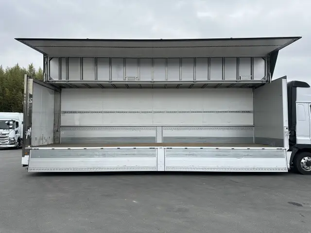 日野 プロフィア 2DG-FW1EHGの写真8