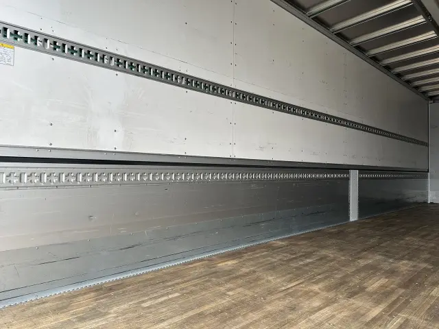 日野 プロフィア 2DG-FW1EHGの写真14