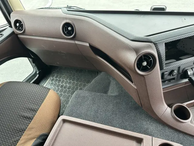 日野 プロフィア 2DG-FW1EHGの写真22