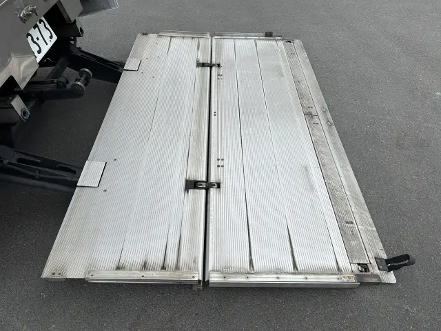 日野 プロフィア 2DG-FW1EHGの写真33