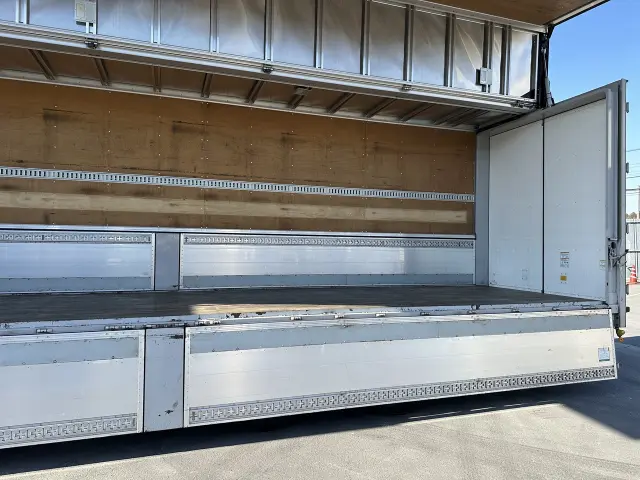 ＵＤ クオン 2PG-CG5CAの写真18