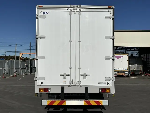 三菱 ファイター 2KG-FK72Fの写真3