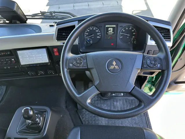 三菱 ファイター 2KG-FK72Fの写真21