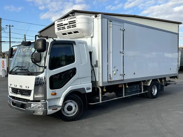 三菱 ファイター 2KG-FK62Fの写真1