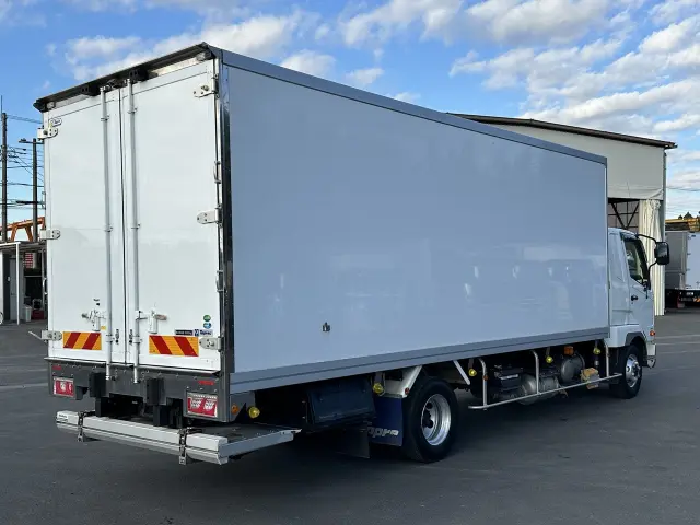 三菱 ファイター 2KG-FK62Fの写真2