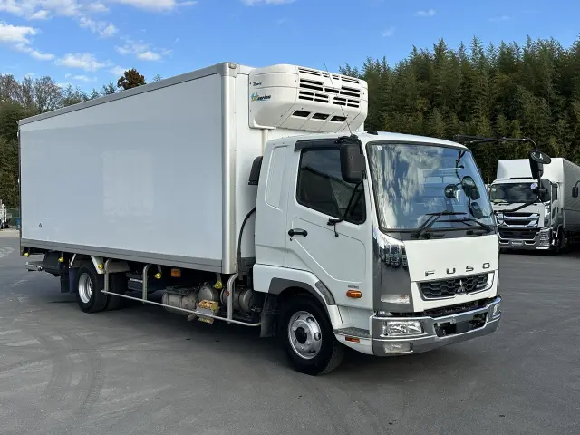 三菱 ファイター 2KG-FK62Fの写真8