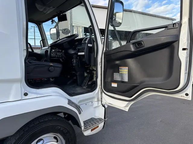 三菱 ファイター 2KG-FK62Fの写真21