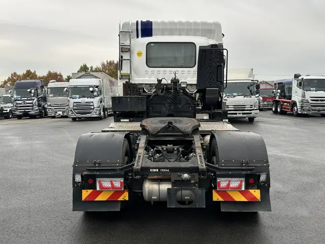 いすゞ ギガ 2KG-EXD52CDの写真3