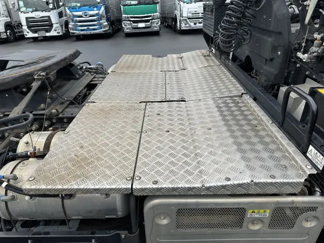 いすゞ ギガ 2KG-EXD52CDの写真14