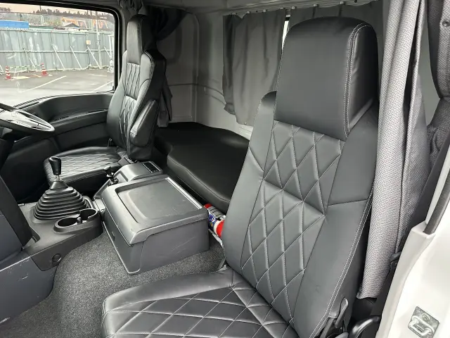 いすゞ ギガ 2KG-EXD52CDの写真21