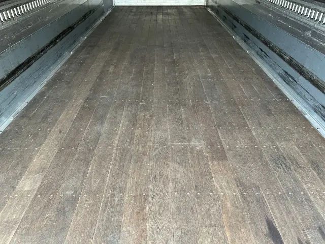 いすゞ フォワード 2RG-FRR90T2の写真13