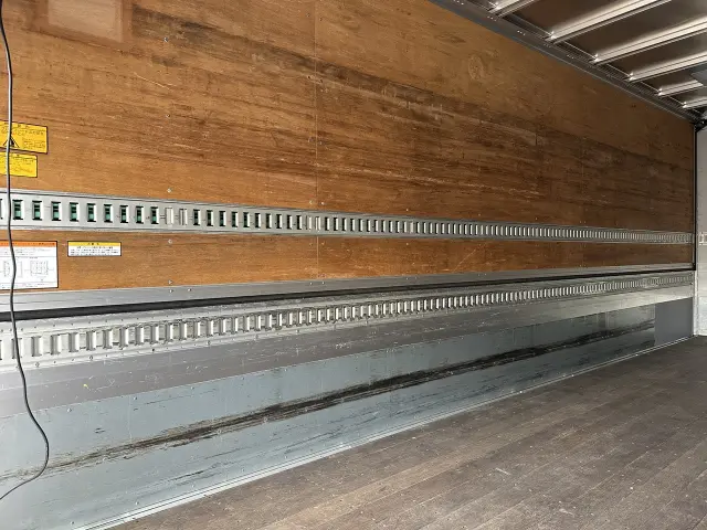 いすゞ フォワード 2RG-FRR90T2の写真14