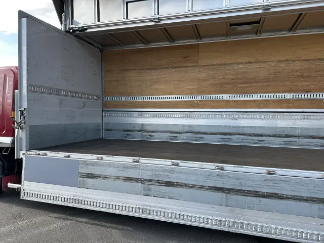 いすゞ フォワード 2RG-FRR90T2の写真15