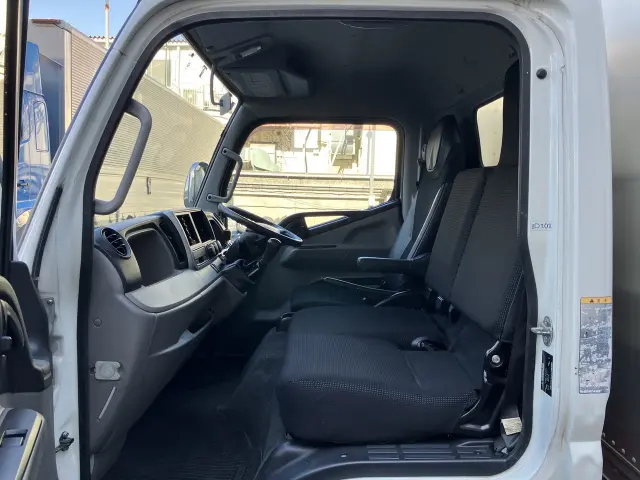 三菱 キャンター TPG-FEA50の写真22