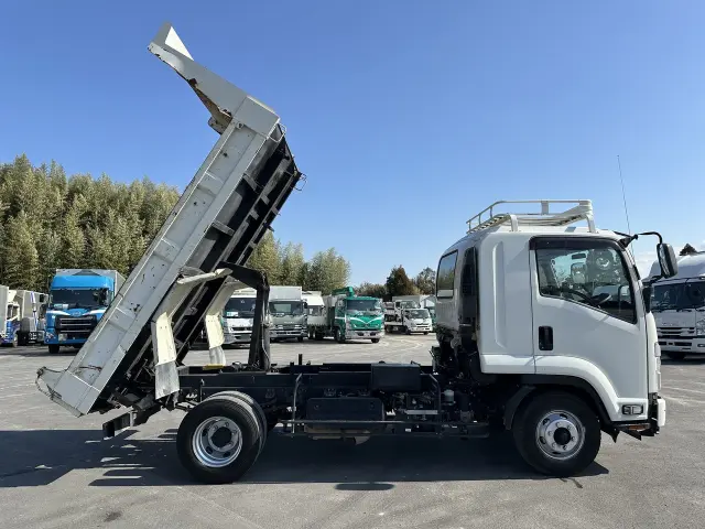 いすゞ フォワード 2RG-FRR90S2の写真8