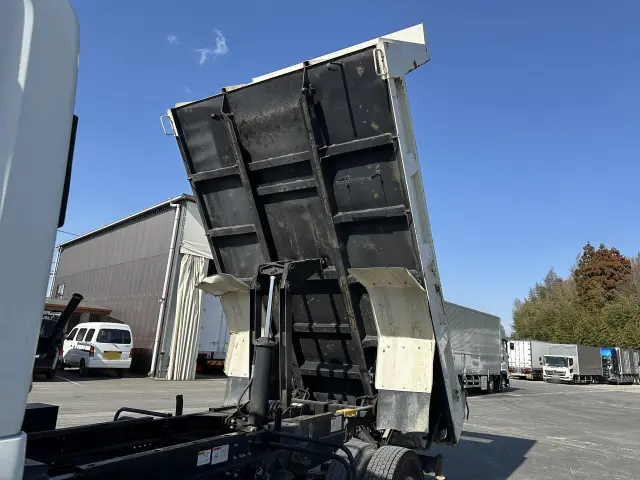 いすゞ フォワード 2RG-FRR90S2の写真14