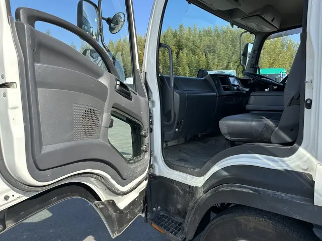 いすゞ フォワード 2RG-FRR90S2の写真21