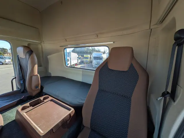 日野 プロフィア 2DG-SH1EDGGの写真21