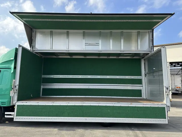 三菱 ファイター 2KG-FK64Fの写真5