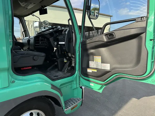 三菱 ファイター 2KG-FK64Fの写真20