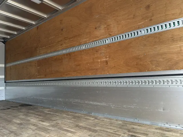 いすゞ フォワード 2RG-FRR90T2の写真16