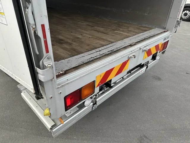 いすゞ フォワード 2RG-FRR90T2の写真19