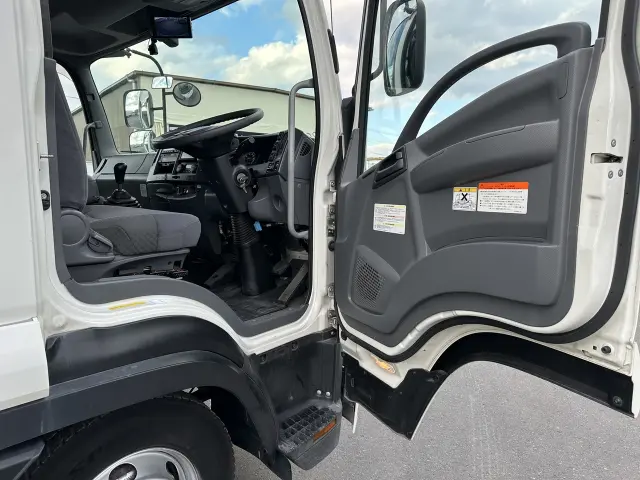 いすゞ フォワード 2RG-FRR90T2の写真20