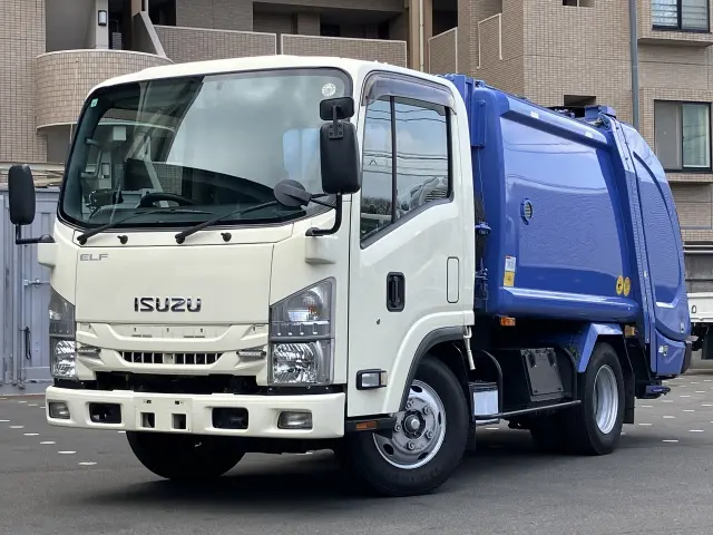 いすゞ エルフ TPG-NMR85ANの写真1