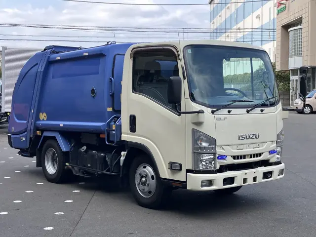 いすゞ エルフ TPG-NMR85ANの写真8