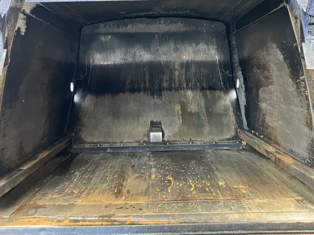 いすゞ エルフ TPG-NMR85ANの写真12