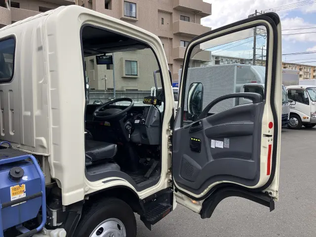 いすゞ エルフ TPG-NMR85ANの写真19