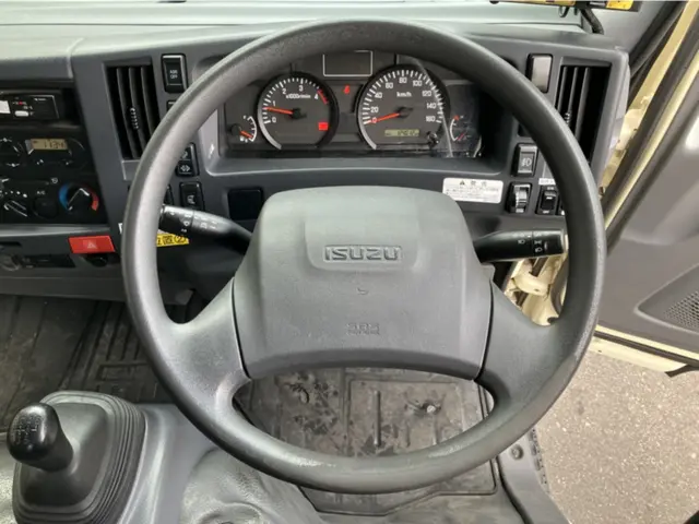 いすゞ エルフ TPG-NMR85ANの写真20