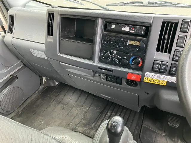 いすゞ エルフ TPG-NMR85ANの写真21