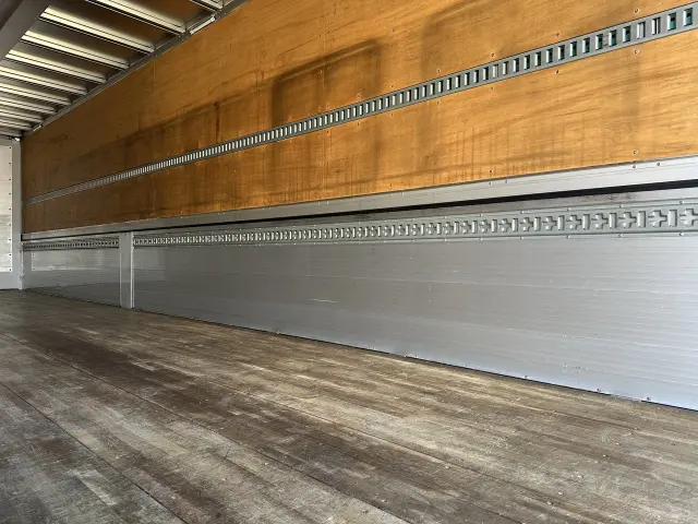 日野 プロフィア 2DG-FR1AHGの写真16