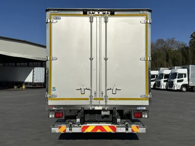 いすゞ フォワード 2PG-FRR90T2の写真3