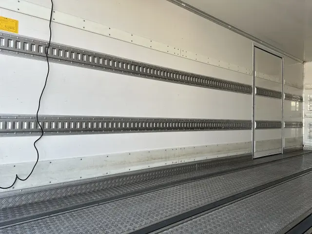 いすゞ フォワード 2PG-FRR90T2の写真14