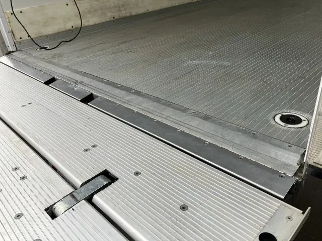 三菱 キャンター TPG-FEB80の写真18