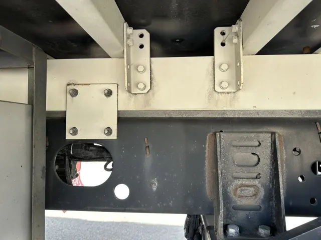 いすゞ フォワード 2RG-FRR90T2の写真30