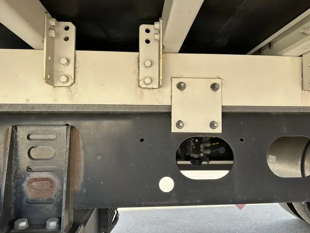 いすゞ フォワード 2RG-FRR90T2の写真31