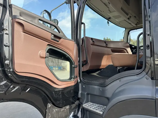 日野 プロフィア 2DG-SH1EDGGの写真21