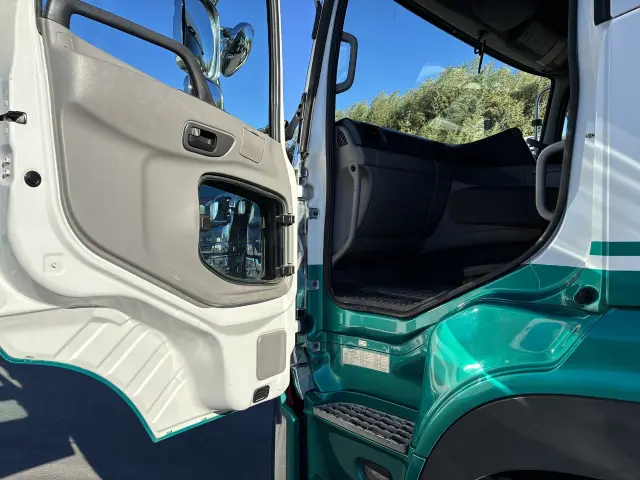 UD クオン 2PG-GK5AABの写真20