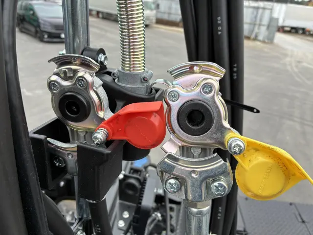 三菱 スーパーグレート 2KG-FV80VJRの写真16