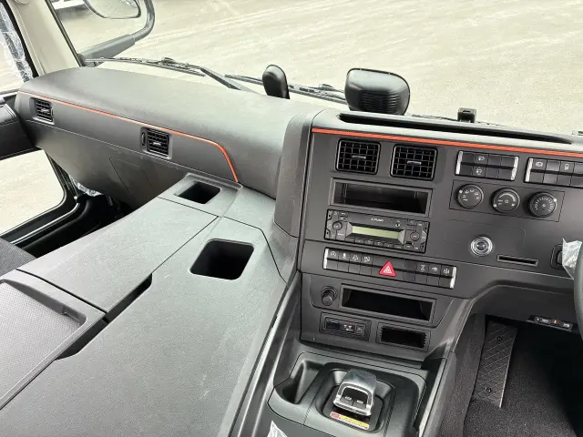 三菱 スーパーグレート 2KG-FV80VJRの写真19