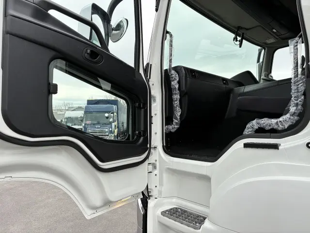 三菱 スーパーグレート 2KG-FV80VJRの写真20